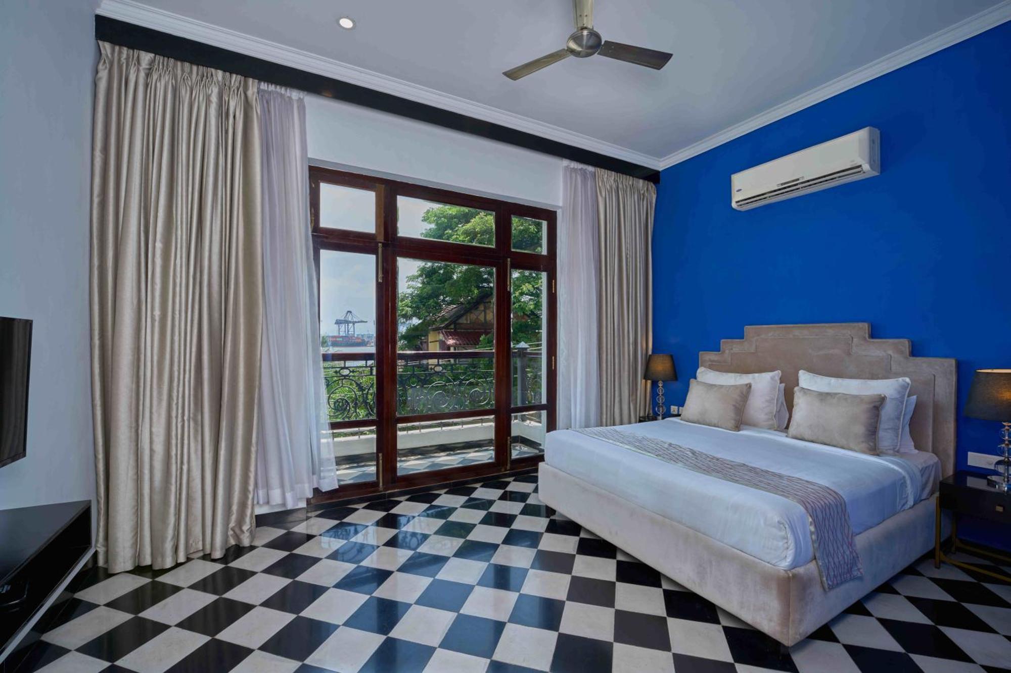 The Old Court House By Abad Hotel Fort Kochi Eksteriør billede